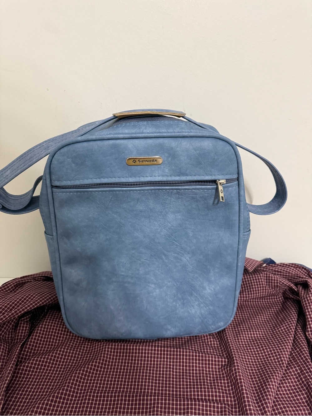 Vintage Samsonite Blue Travel Shoulder Bag Carry On Vanity Case Adjustable Strap